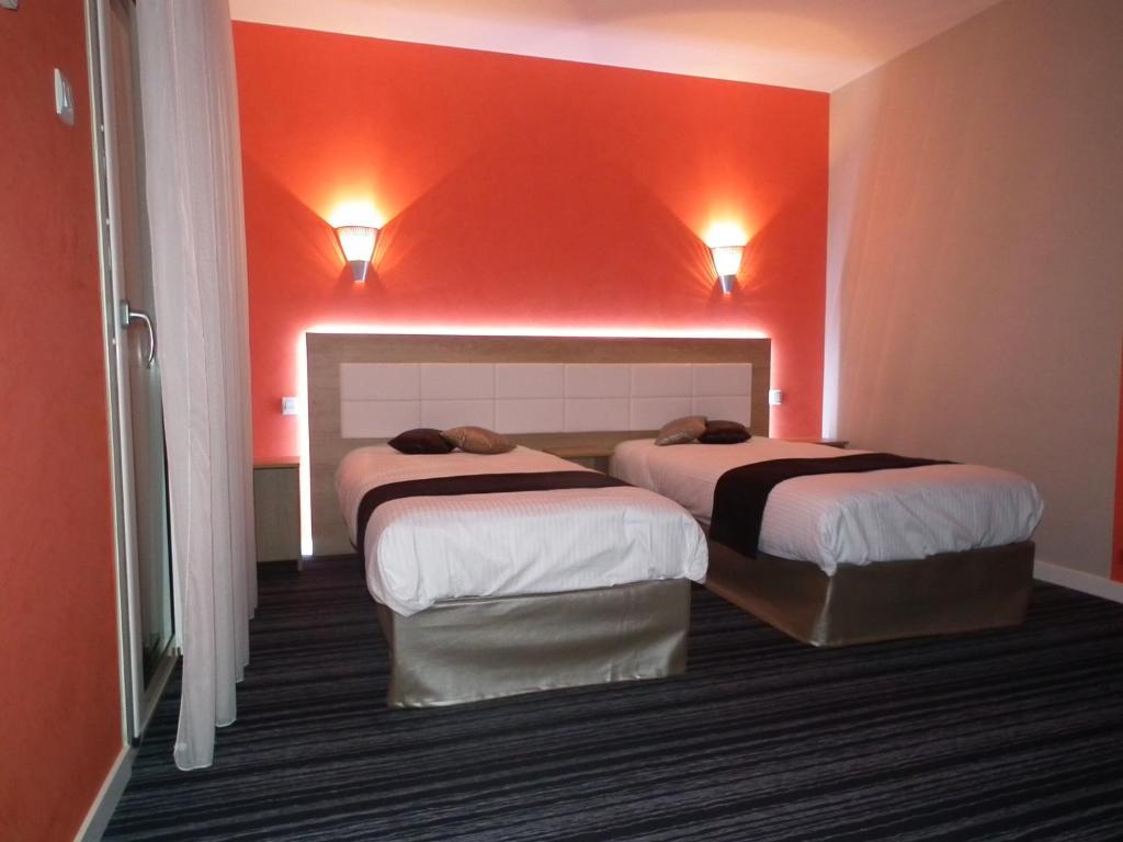 Logis Cosy - Hotel Le Moulin Neuf - 찬토네이 객실 사진